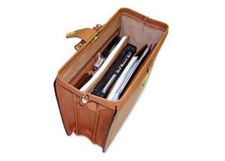 Classic-Belting-Leather-Briefbag-open.jpg