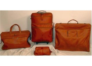 Luggage-Set-with-Shaving-Kit4.jpg